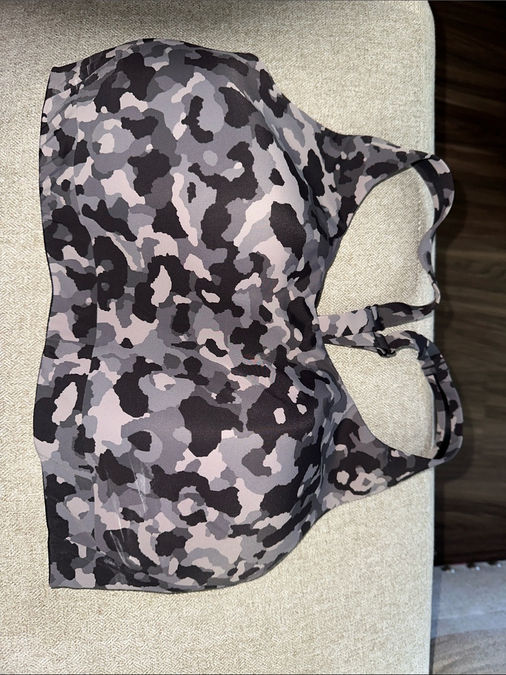 Athleta Grey Camo Wireless Sports Bra